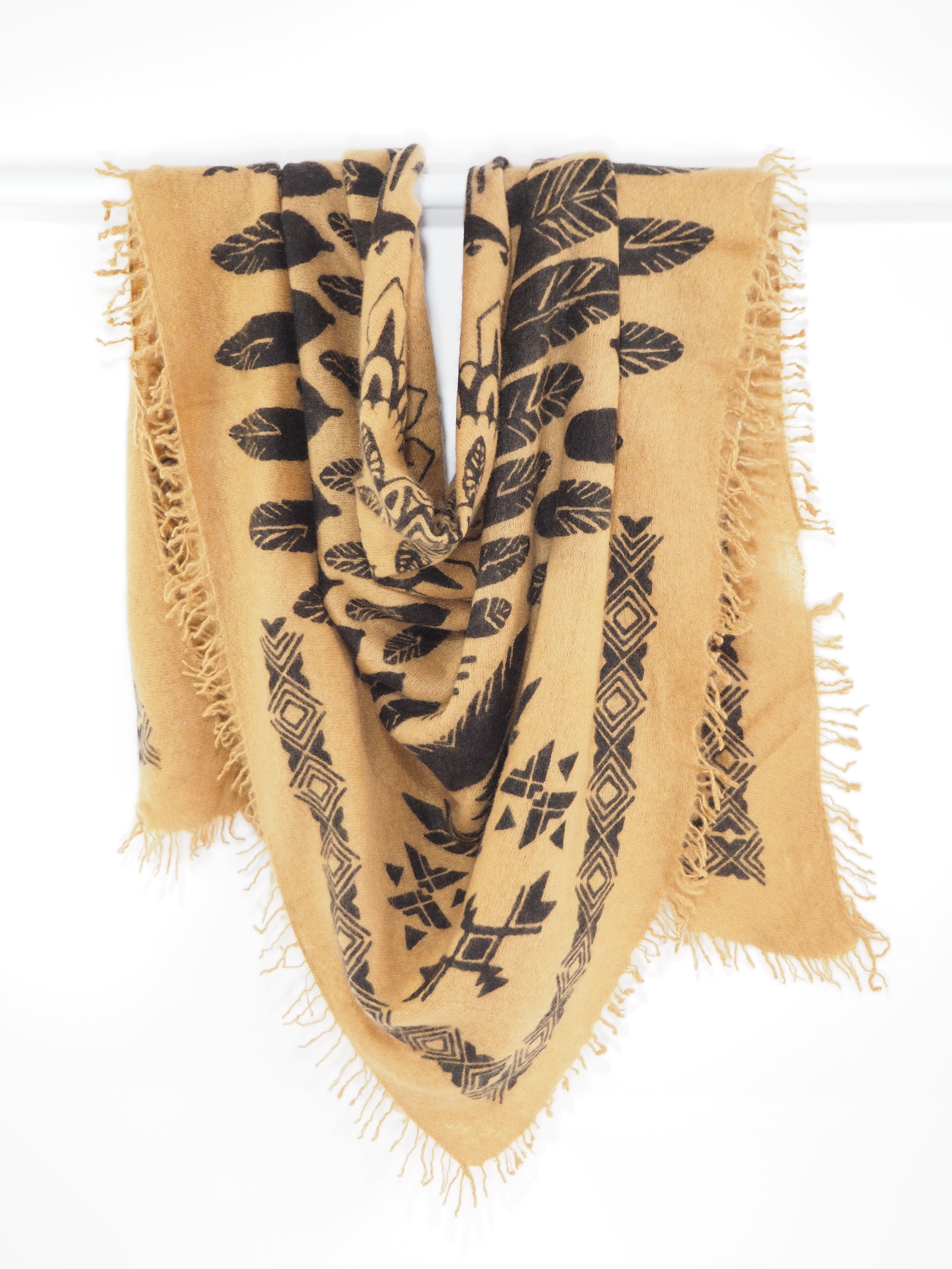 Noosh - Kaschmir-Schal - Farbe: Cognac / Black