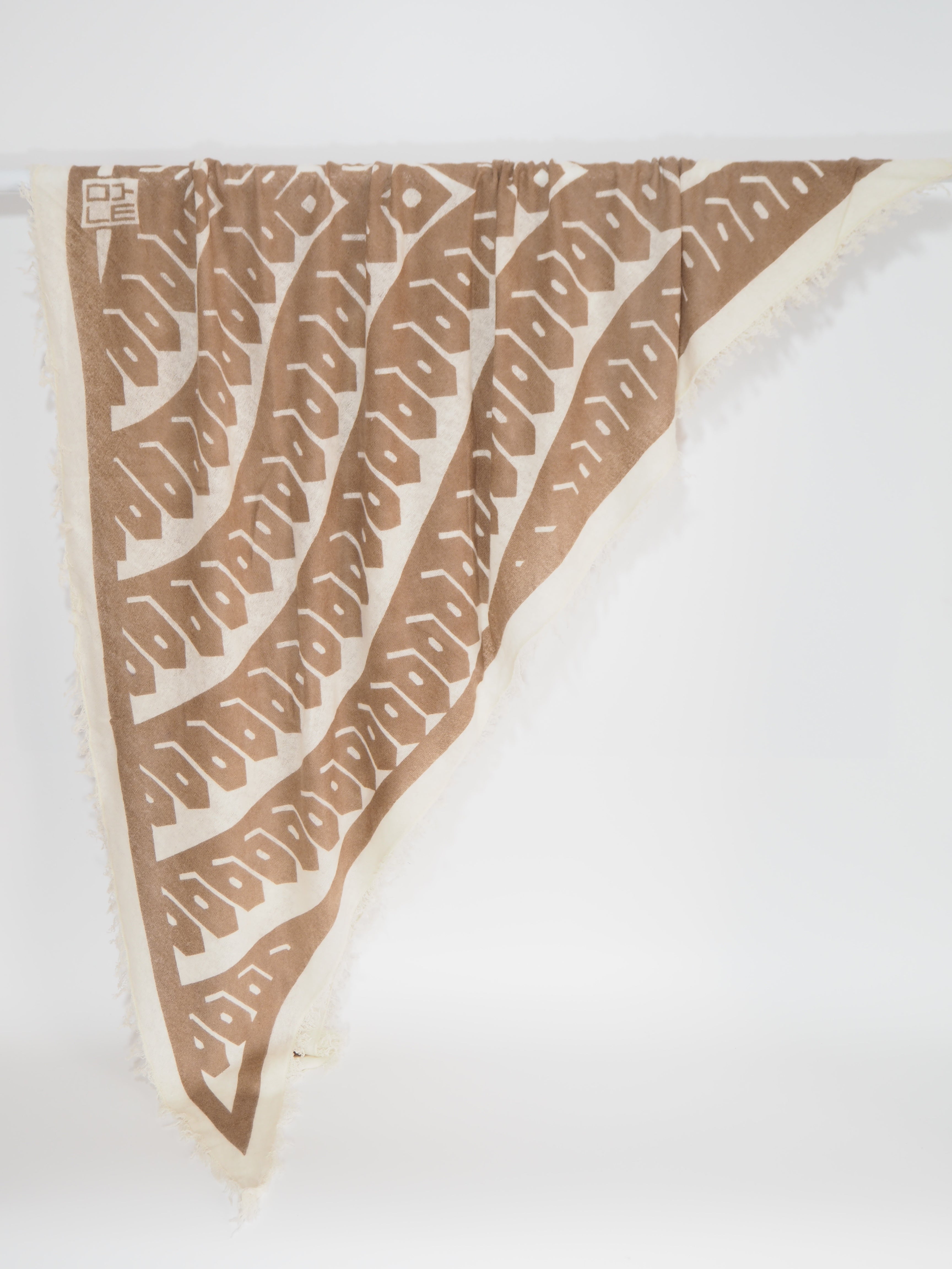 TIKA - Kaschmir-Schal - Farbe: Beige / Offwhite