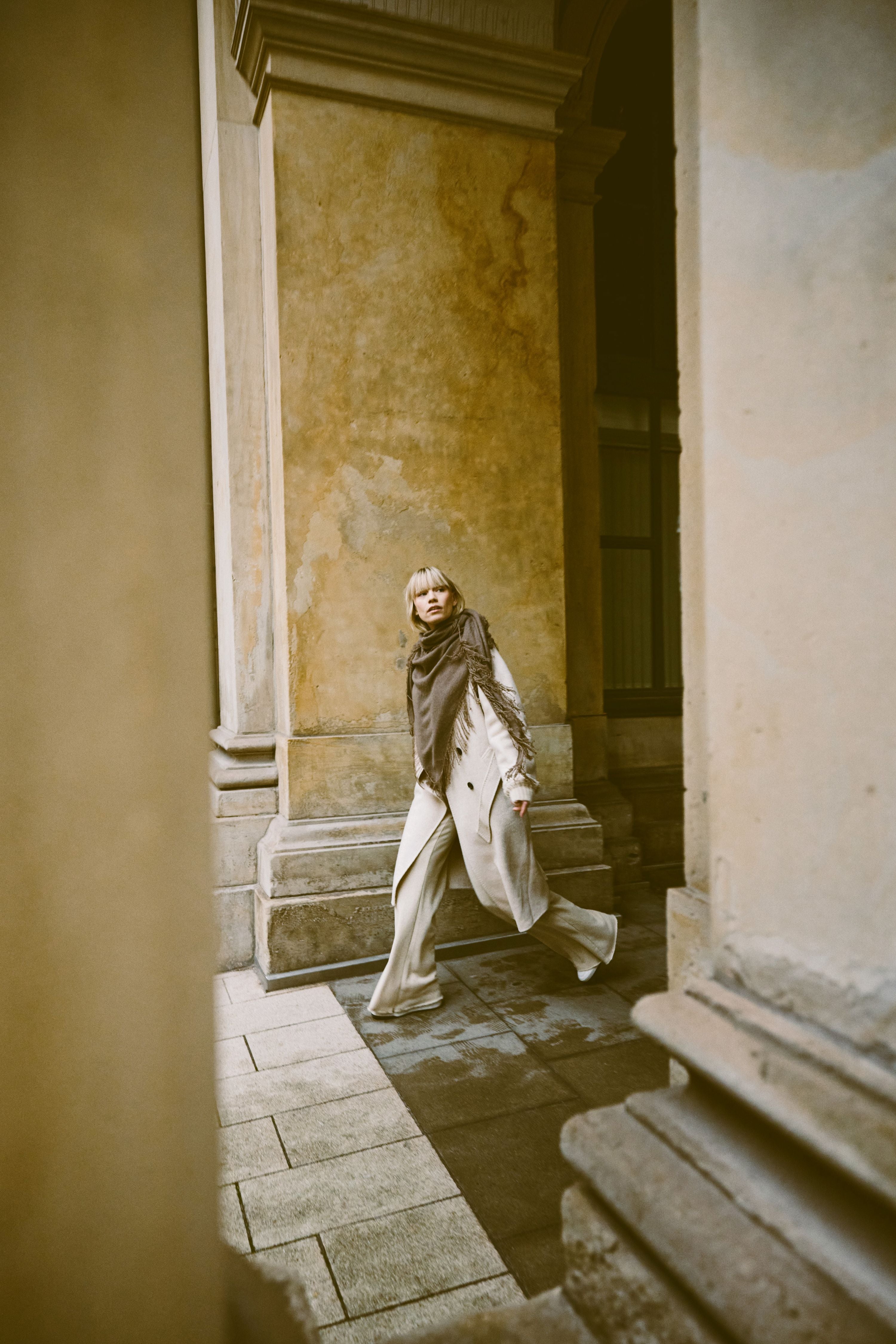 SUMA - Kaschmir-Schal -      Farbe: Bison 25689