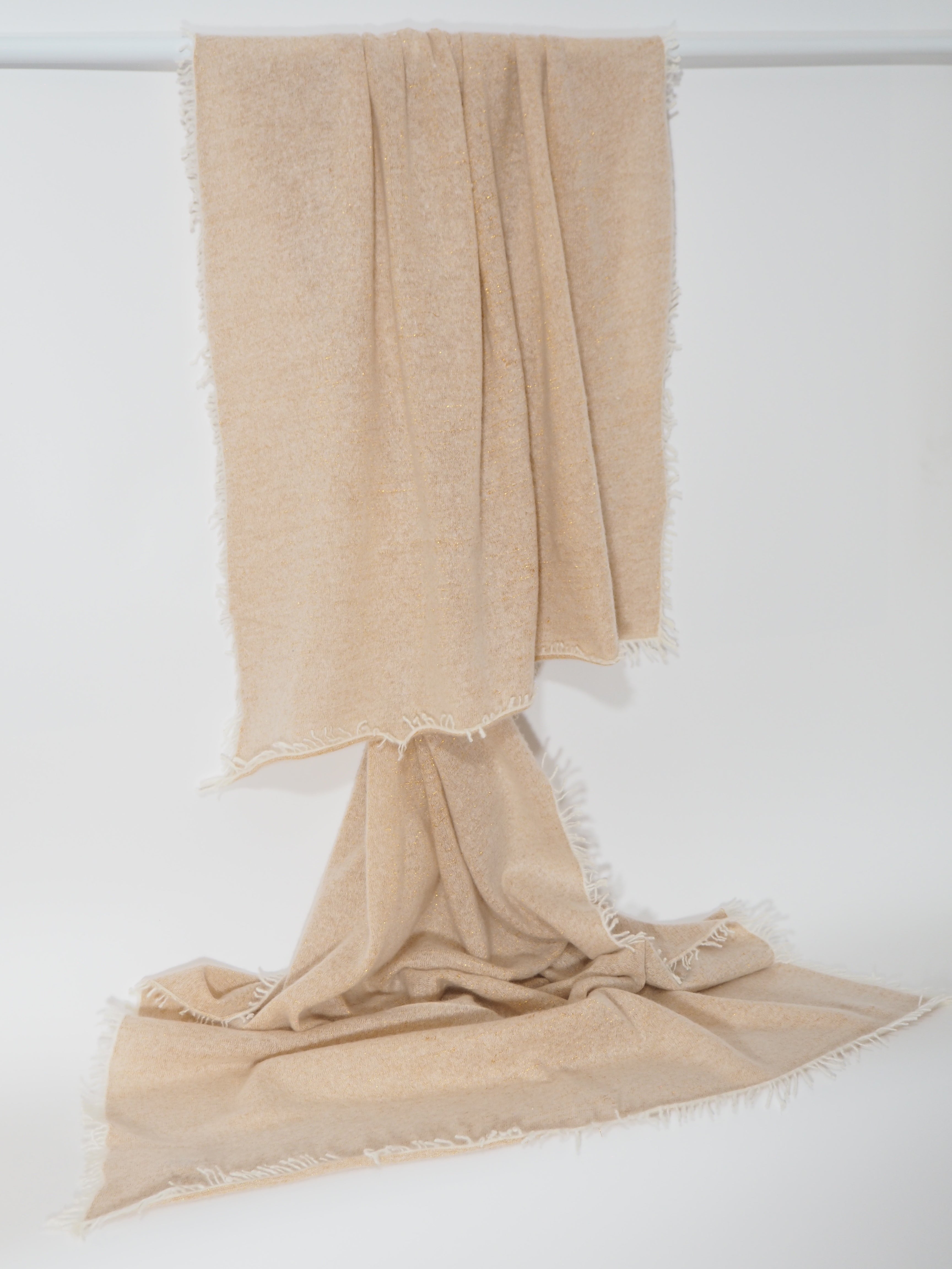 Tara - Cashmere-Schal - Farbe: Offwhite / Gold