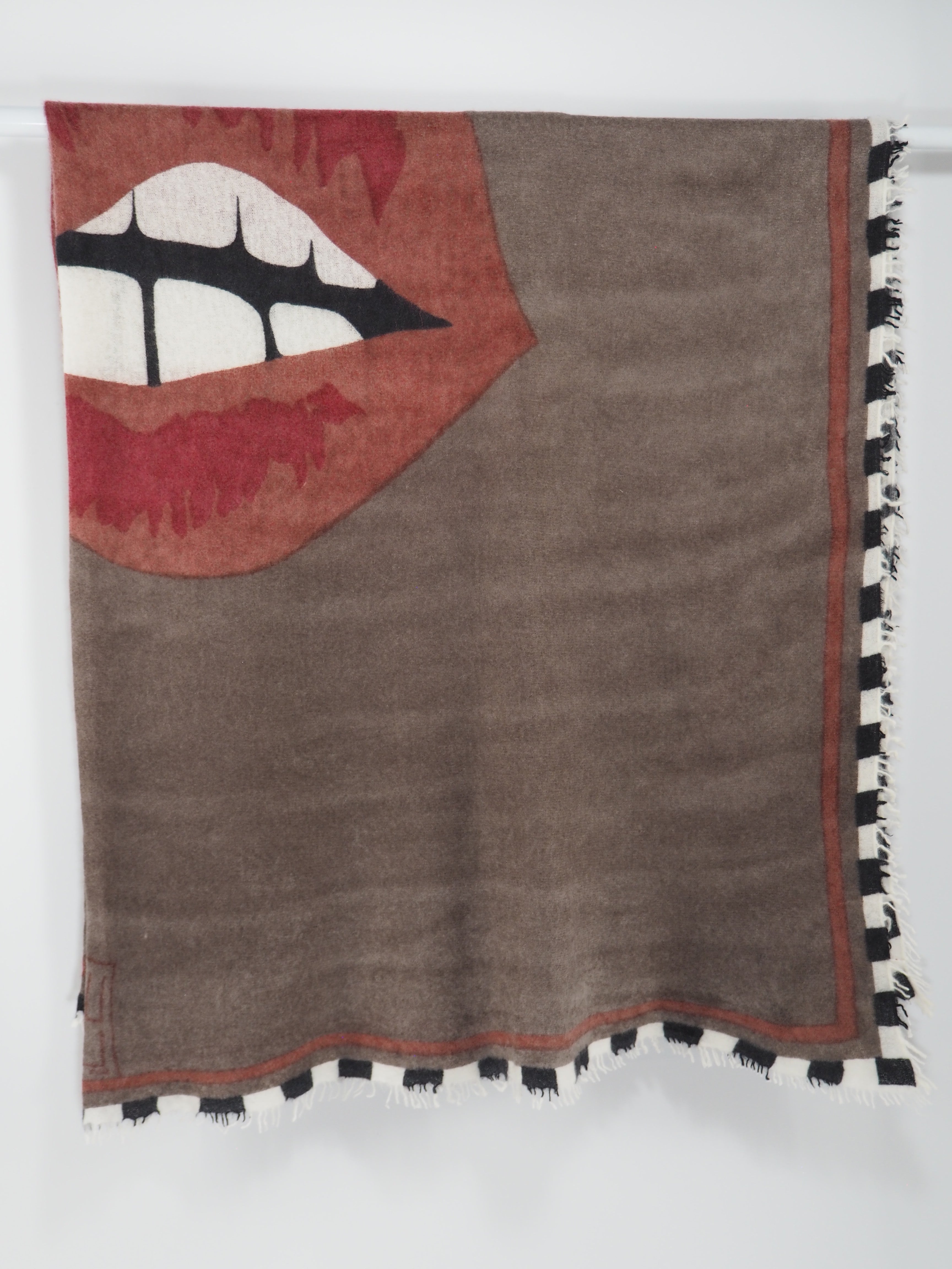 BIG KISS - Cashmere-Schal -     Farbe: Mokka / Rubywine