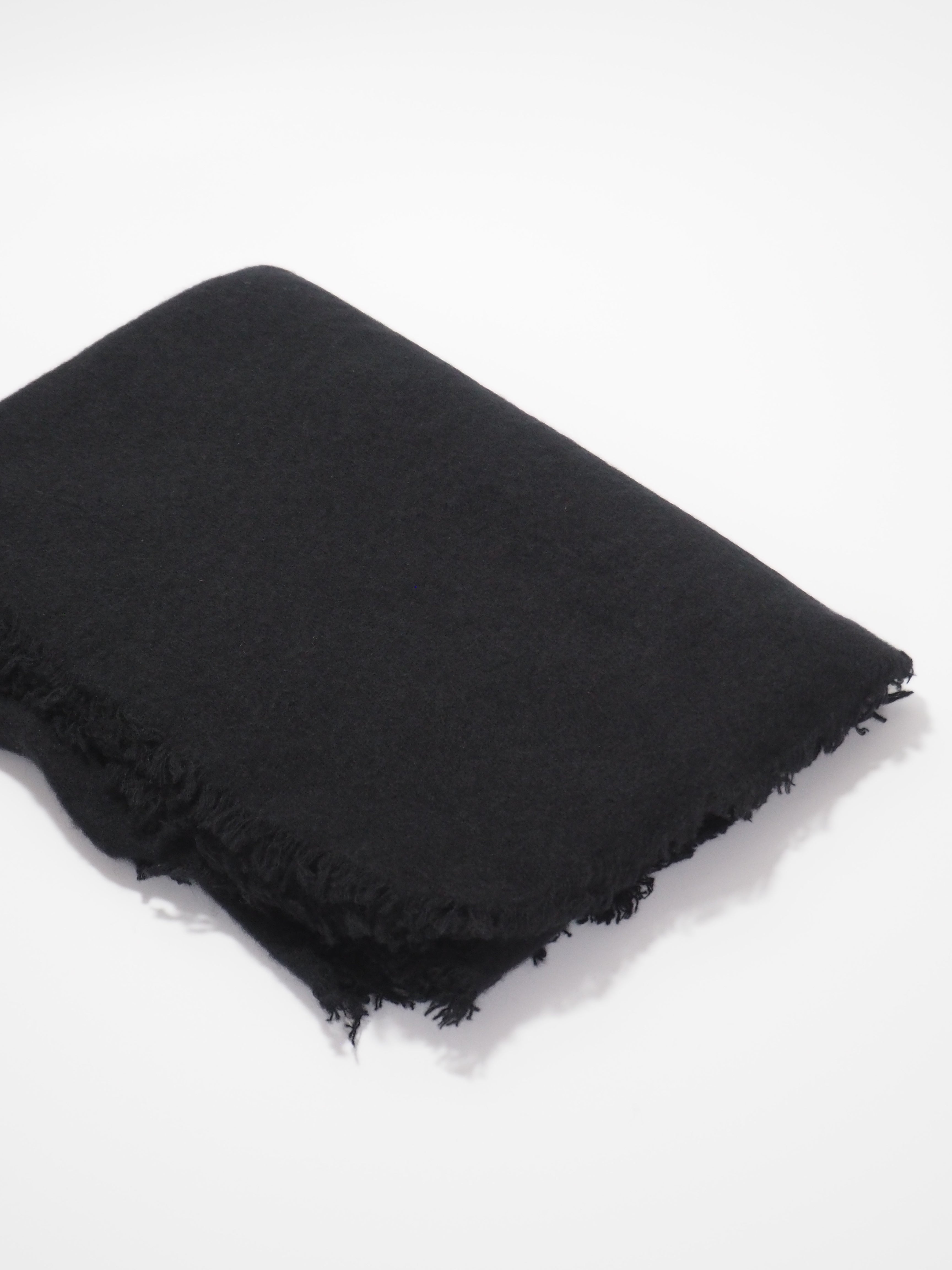 Putali - Cashmere Cape          Farbe: Black