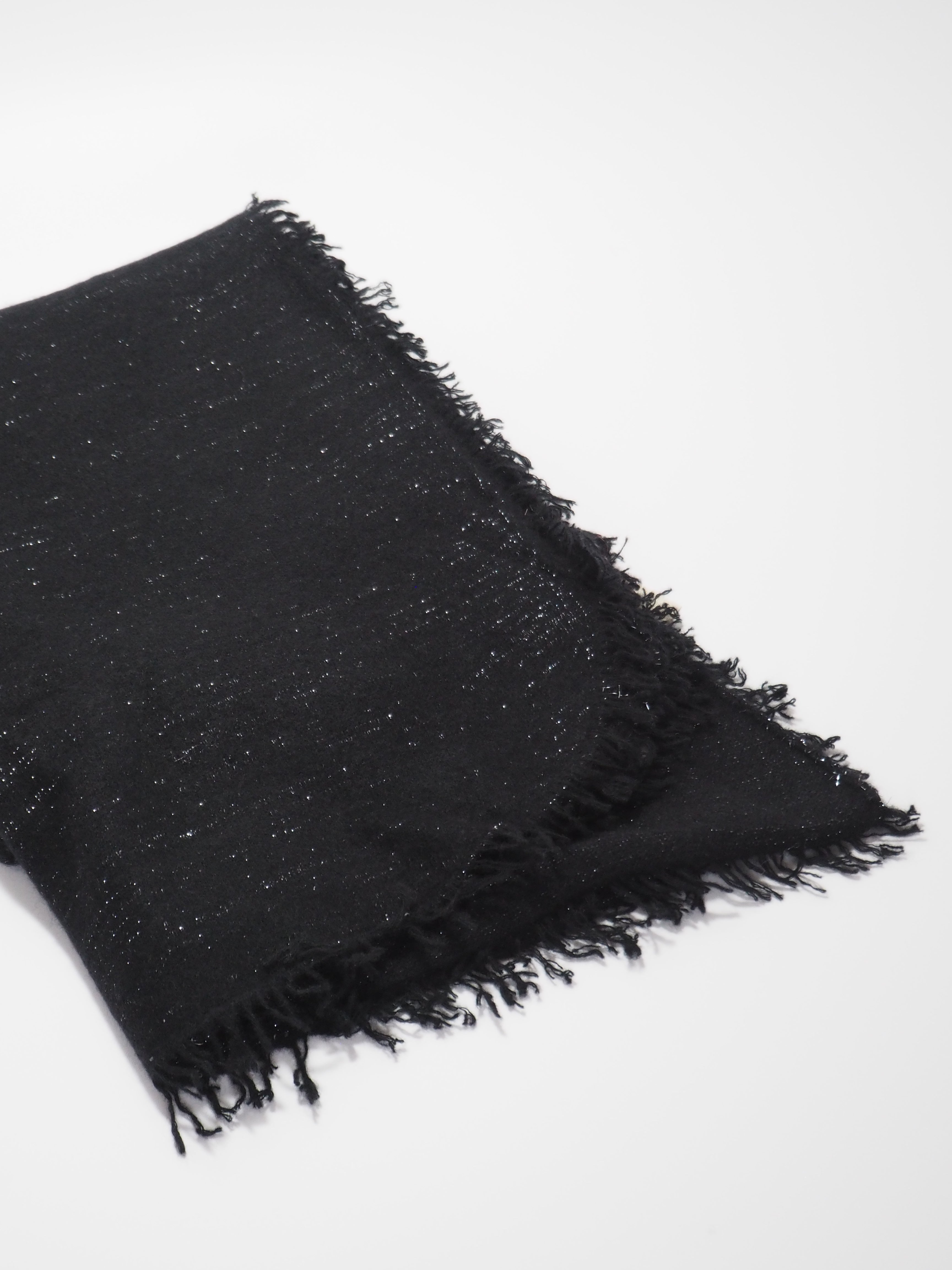 Putali - Cashmere Cape          Farbe: Black/Silver