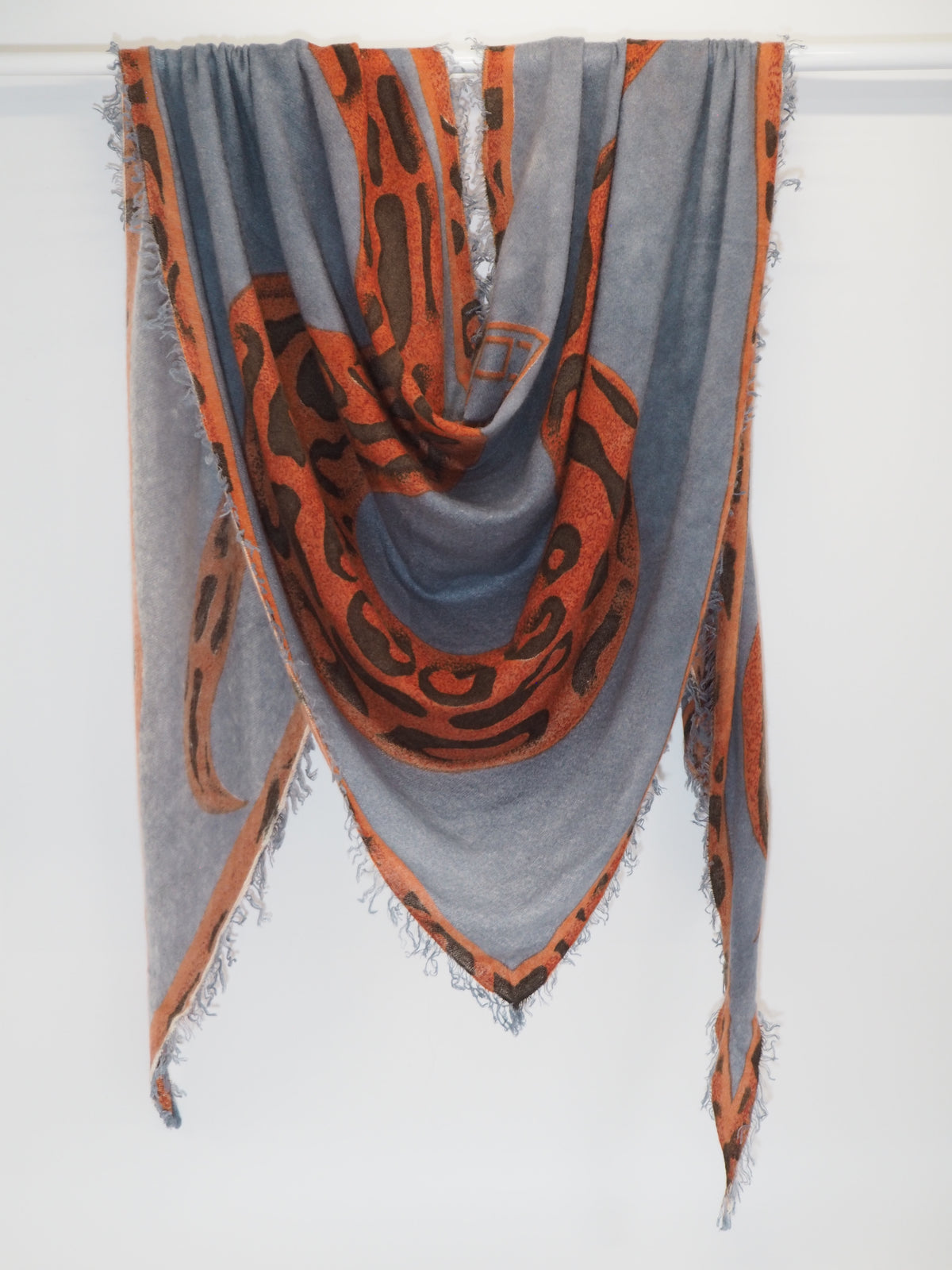 KALIKA - Dreiecks-Schal - Farbe: Steel-Cognac